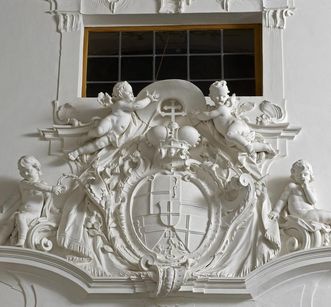 Stuckwappen des Fürstbischofs Franz Conrad von Rodt im Neuen Schloss Meersburg