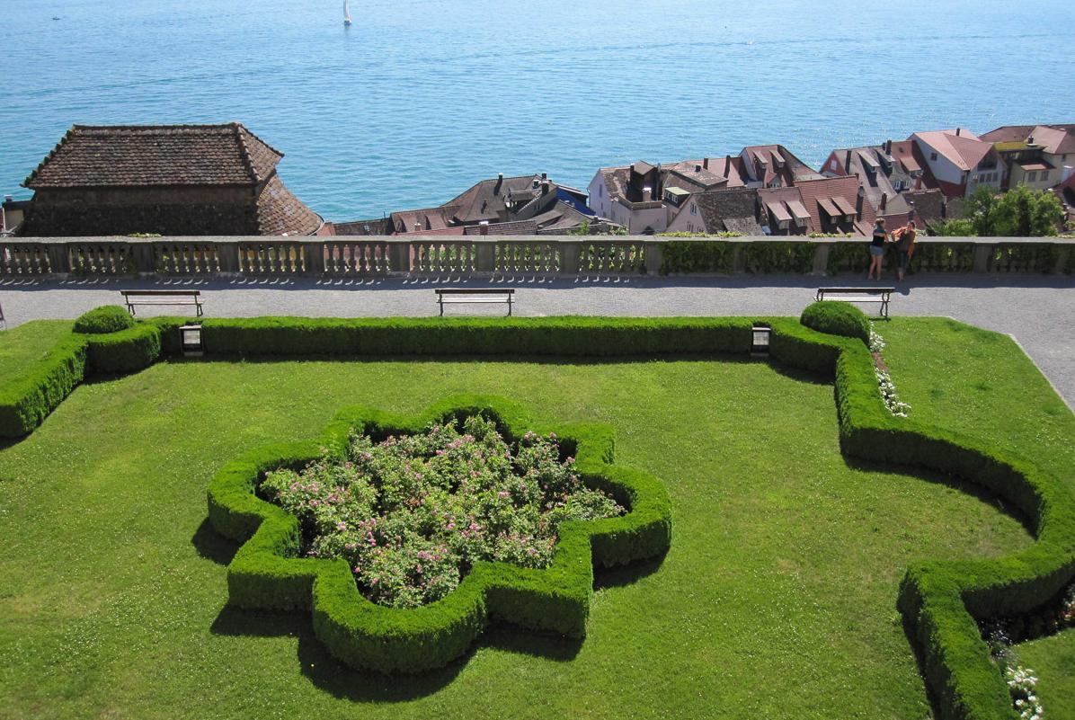 Schlossgarten mit Blick auf den Bodensee, Neues Schloss Meersburg