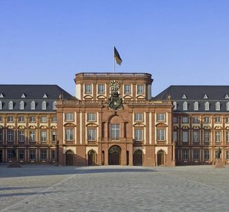 Front view of Mannheim Palace