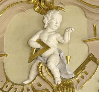 Putto mit Geodreieck und Pendel, Detail des Festsaals im Neuen Schloss Meersburg