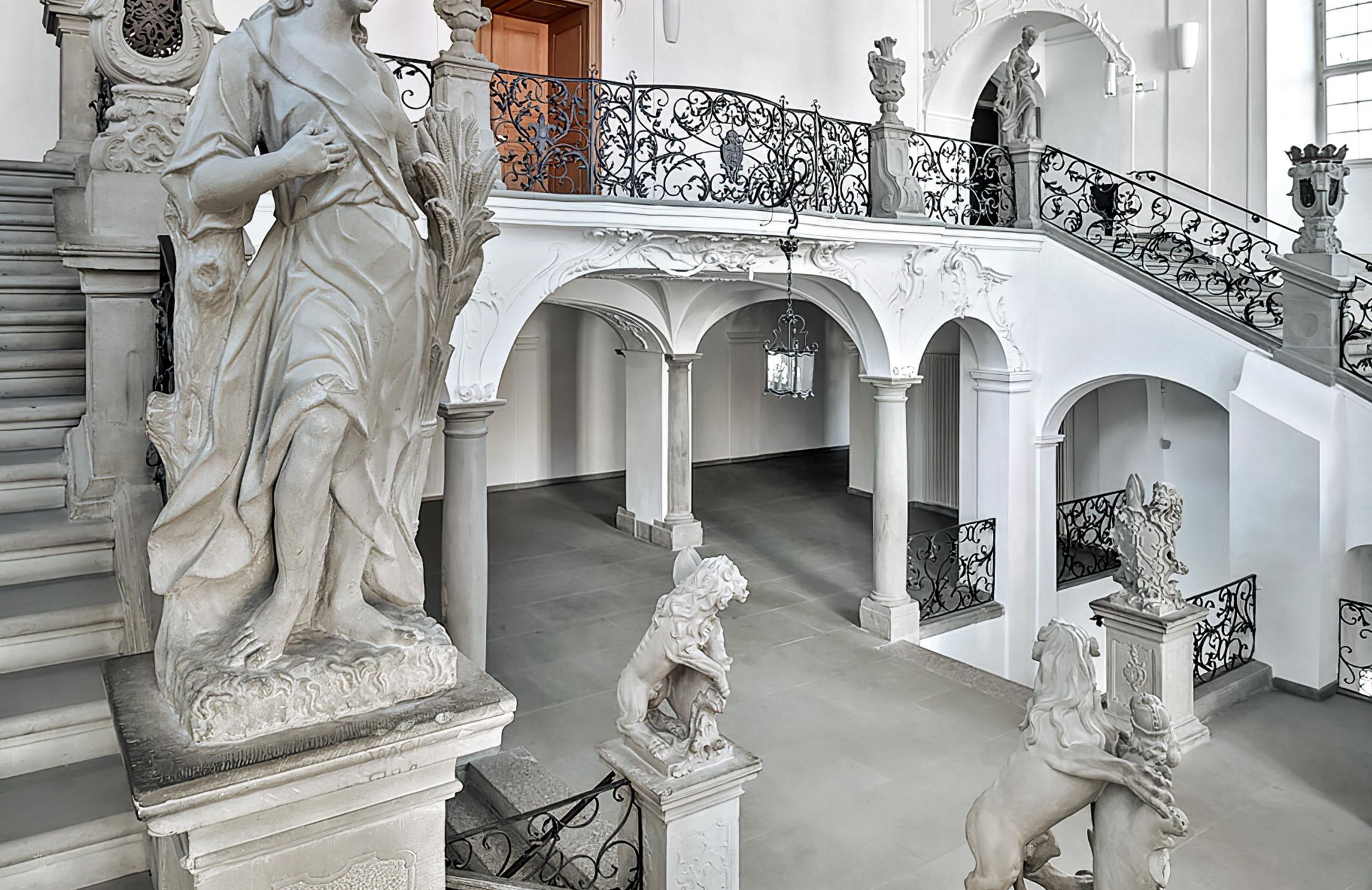 Nouveau Château de Meersburg, escalier