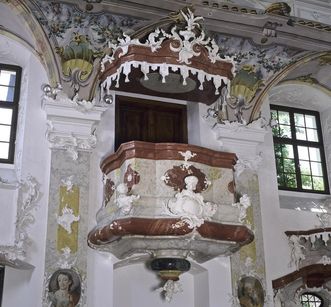 Kanzel der Schlosskirche mit Stuckverzierungen, Neues Schloss Meersburg